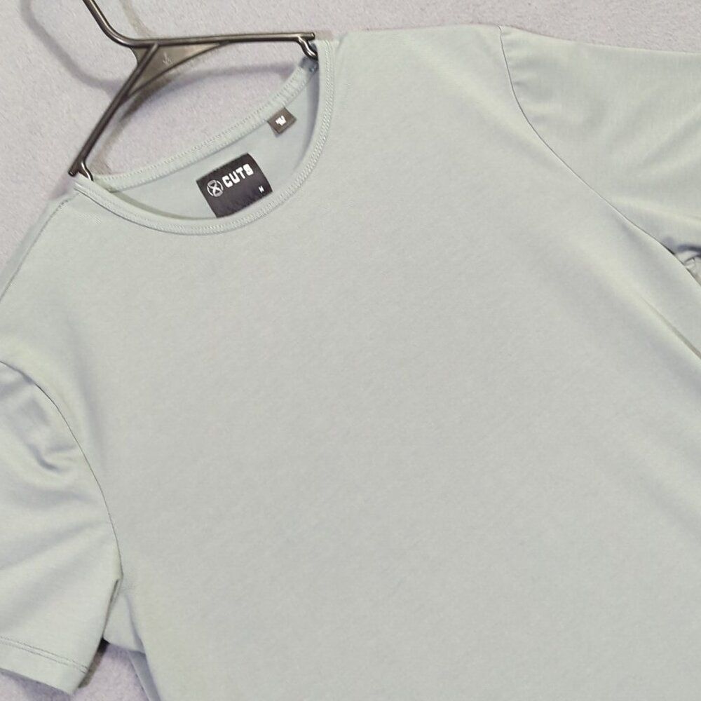Cuts Clothing Curve Hem T-Shirt Men's Green M Short Sleeve Tee